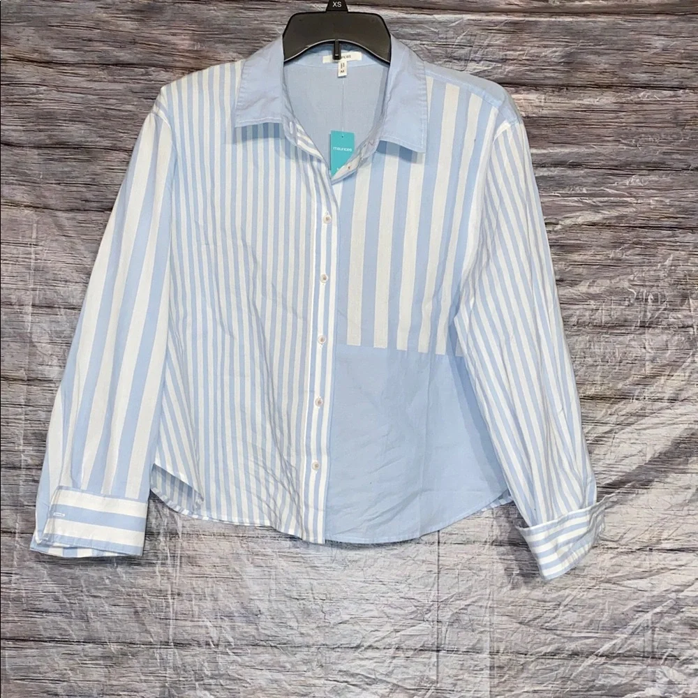 Sold* Maurices Blue & White Striped Button Down Cropped Top - Picture 3 of 7